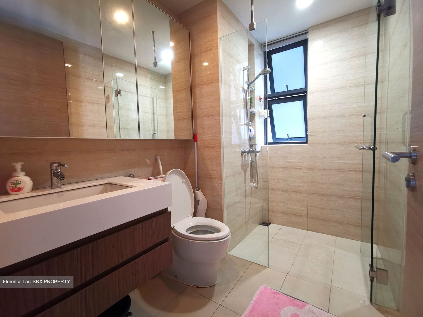The Palette (D18), Condominium #359980671